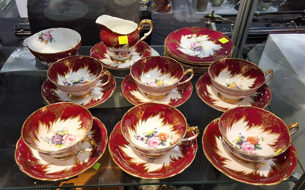 Lot 1405 - BONE CHINA TEASET