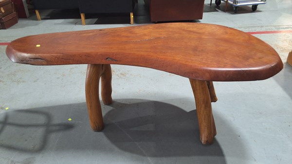 Lot 361 - GUM TABLE