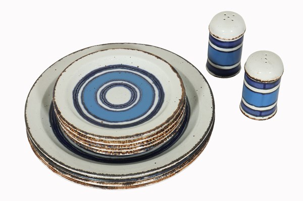 Lot 95 - MOON DINNERWARE SPARES