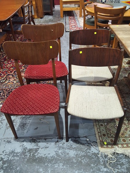 Lot 112 - CHAIRS