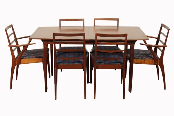 Lot 199 - TEAK DINING SUITE