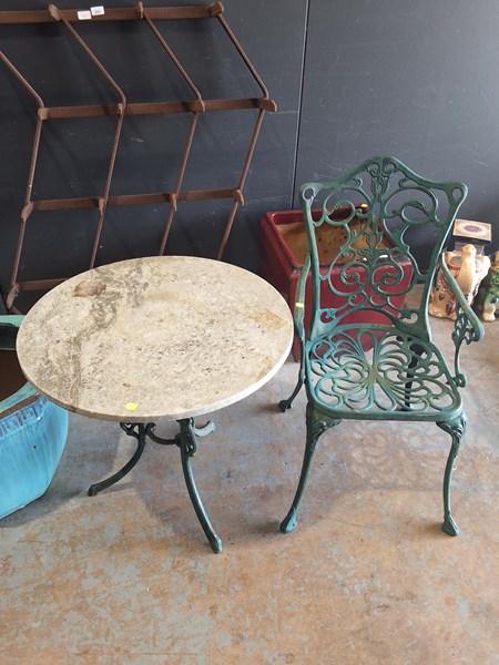 Lot 458 - PATIO SET