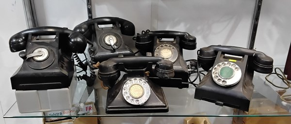 Lot 1337 - TELEPHONES