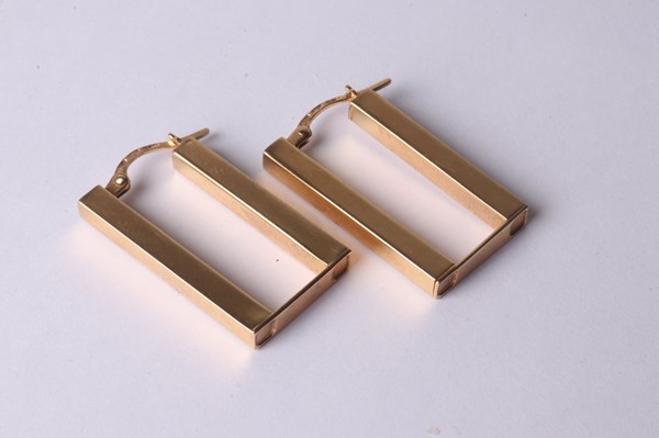 Lot 1051 - GOLD EARRINGS