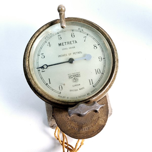 Lot 1288 - PETROL GAUGE