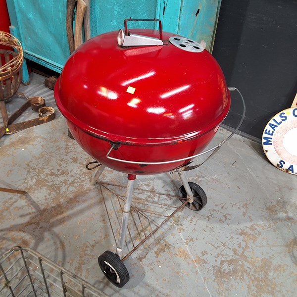 Lot 277 - KETTLE BBQ