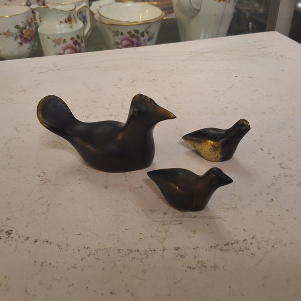 Lot 1118 - BRONZE DUCKS