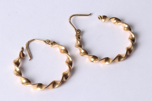 Lot 1054 - GOLD EARRINGS