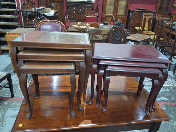 Lot 104 - NEST OF TABLES