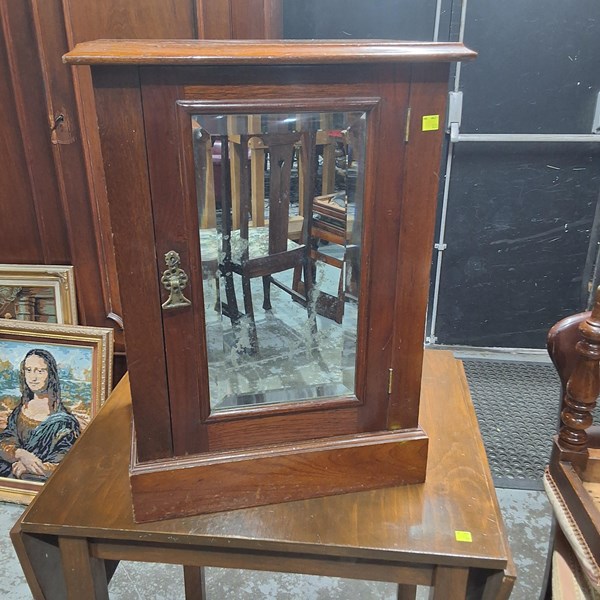 Lot 178 - POT CUPBOARD