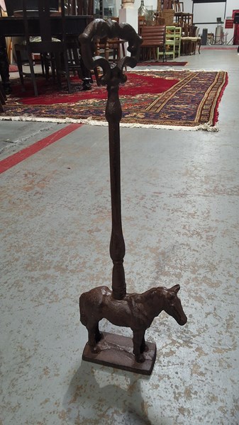 Lot 25 - DOOR STOP