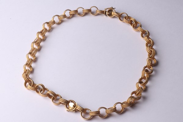 Lot 1083 - GOLD BRACELETS/NECKLACE