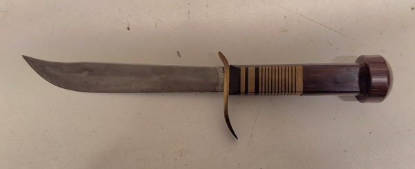 Lot 1276 - SHEATH KNIFE