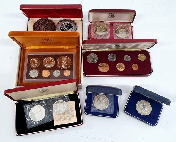 Lot 1155 - COINS & MEDALLIONS