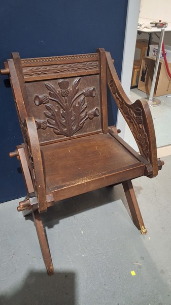 Lot 477 - GLASTONBURY CHAIR