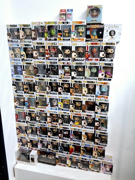 Lot 1486 - FUNKO POPS