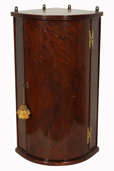 Lot 72 - CORNER WALL CABINET