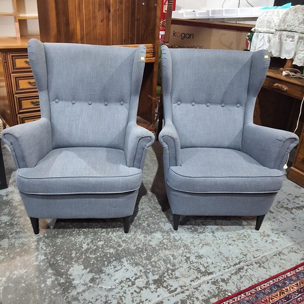 Lot 172 - ARMCHAIRS