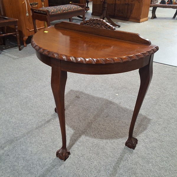 Lot 297 - HALL TABLE