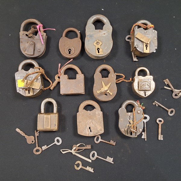 Lot 1350 - PADLOCKS