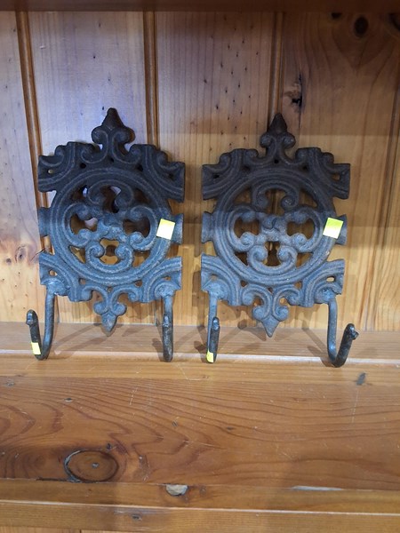 Lot 203 - COAT HOOKS