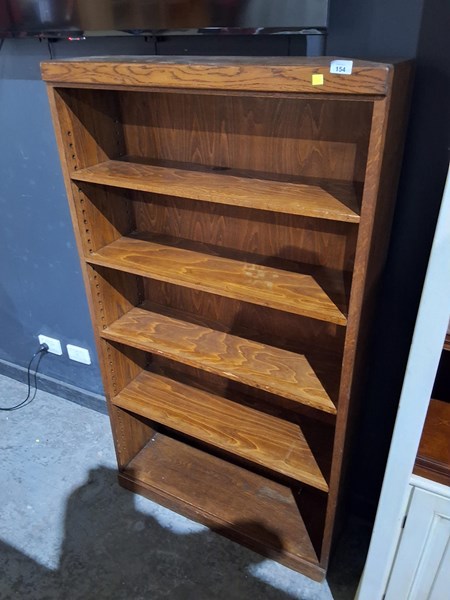 Lot 154 - BOOKSHELF