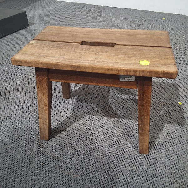 Lot 288 - STEP STOOL