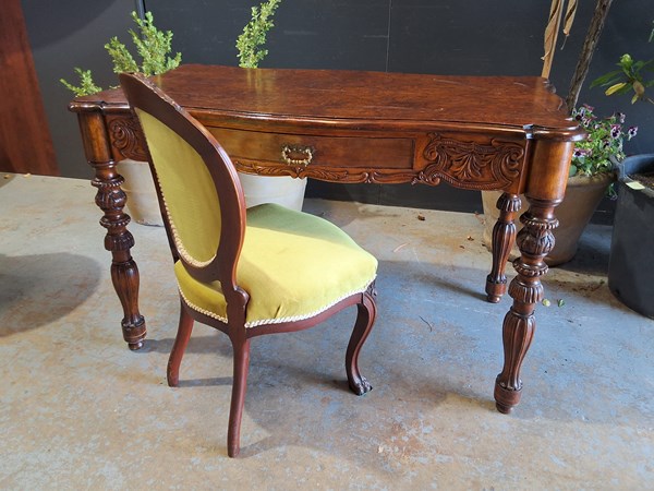 Lot 393 - DESK AND CHAIR