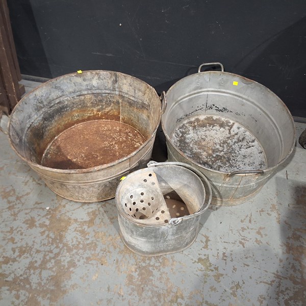 Lot 282 - RUSTIC WASH TUBS