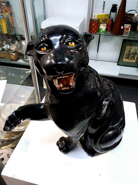 Lot 1354 - PANTHER FIGURE