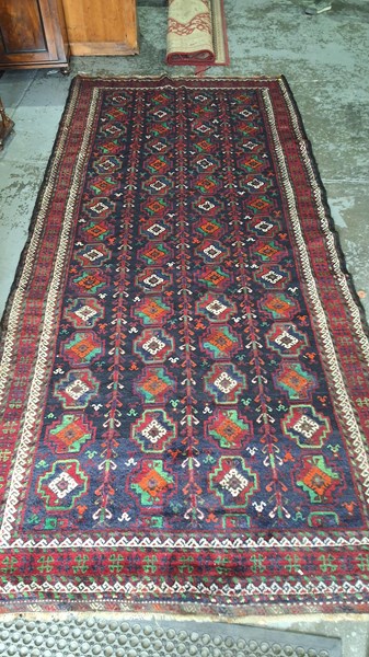 Lot 12 - RUG