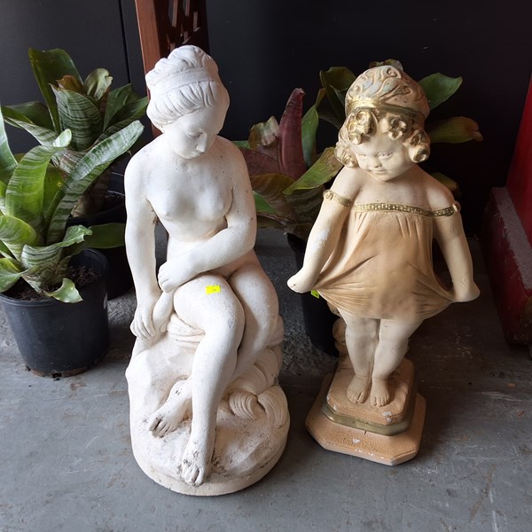 Lot 436 - STATUES