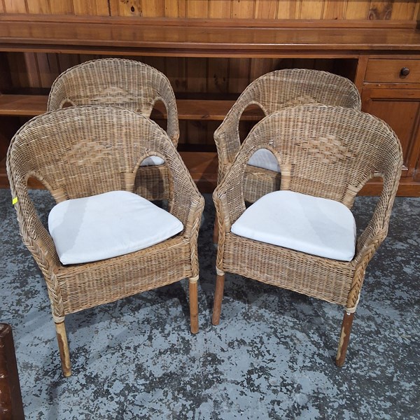 Lot 272 - ARM CHAIRS