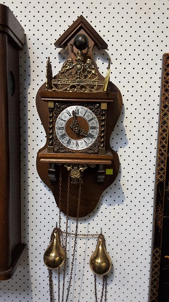 Lot 1114 - HANGING CLOCK