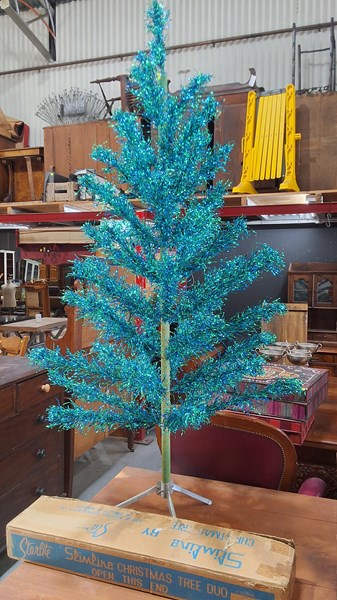 Lot 56 - CHRISTMAS TREE