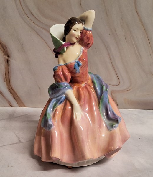 Lot 1224 - ROYAL DOULTON FIGURE