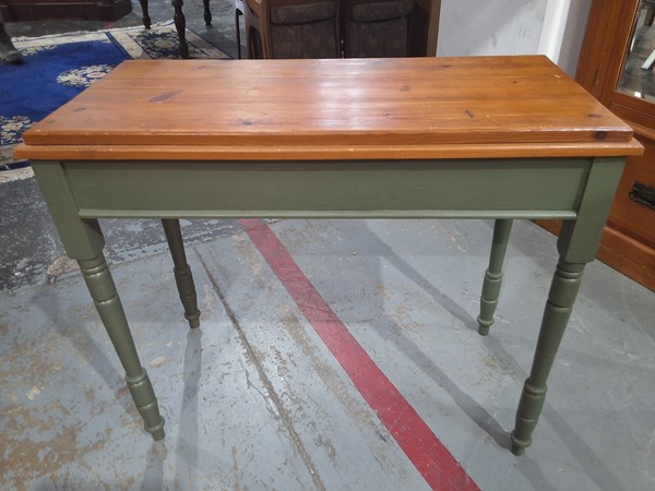 Lot 184 - HALL TABLE