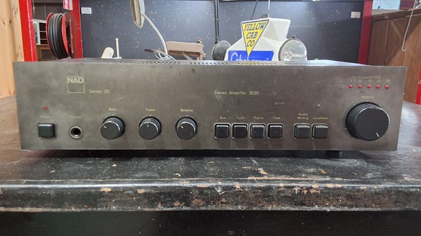 Lot 4 - NAD AMPLIFIER