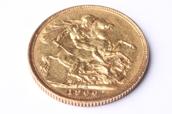 Lot 1066 - GOLD SOVEREIGN