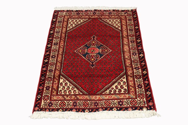 Lot 14 - PERSIAN SAROUGH RUG