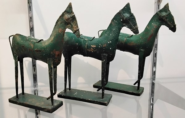 Lot 1247 - HORSES