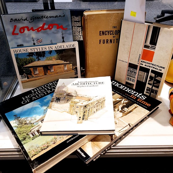 Lot 1174 - ARCHITECTURE BOOKS