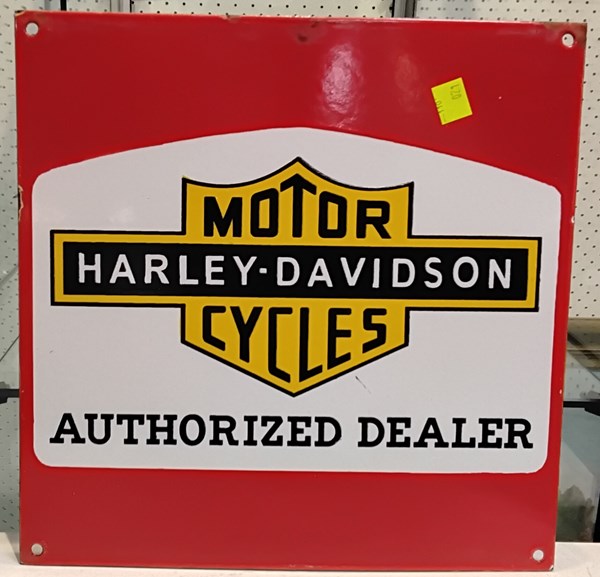 Lot 1204 - ENAMEL SIGN