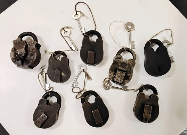 Lot 1183 - PADLOCKS