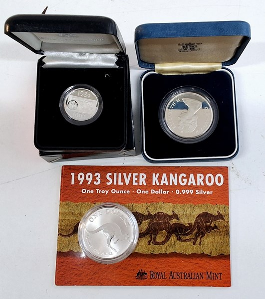 Lot 1052 - SILVER COINS