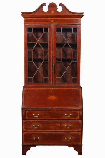 Lot 132 - SECRETAIRE BOOKCASE