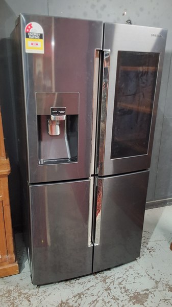 Lot 138 - FRIDGE FREEZER