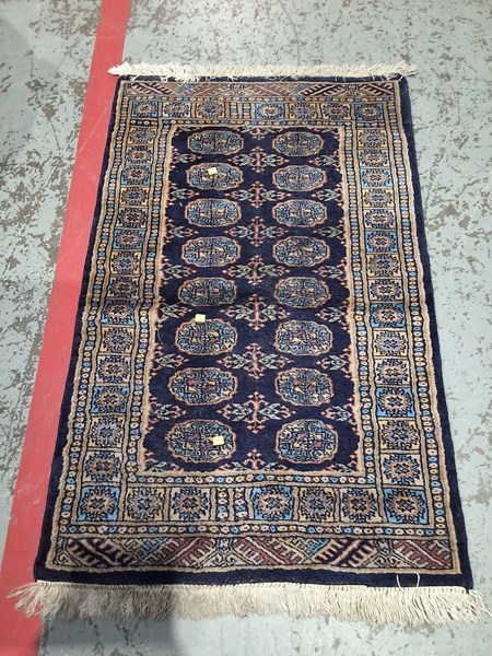 Lot 207 - RUG