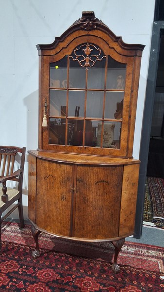 Lot 149 - CORNER CABINET