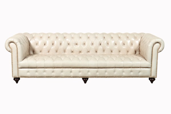 Lot 1 - CHESTERFIELD LOUNGE